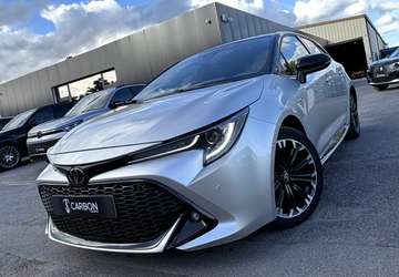 Hybrid 1.8 GR Sport e-CVT LED/CAMERA/NAVI/KEYLESS/PARK ASSIST