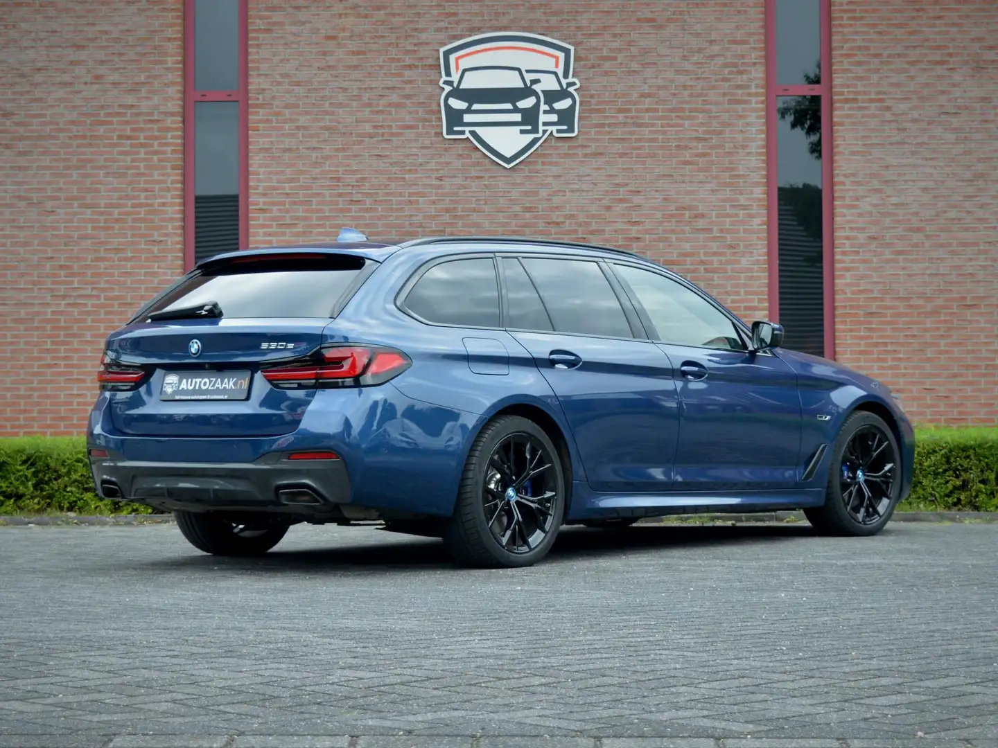 BMW 530 5-serie Touring 530e M Sport | Laser | ACC | HUD | Bleu - 2