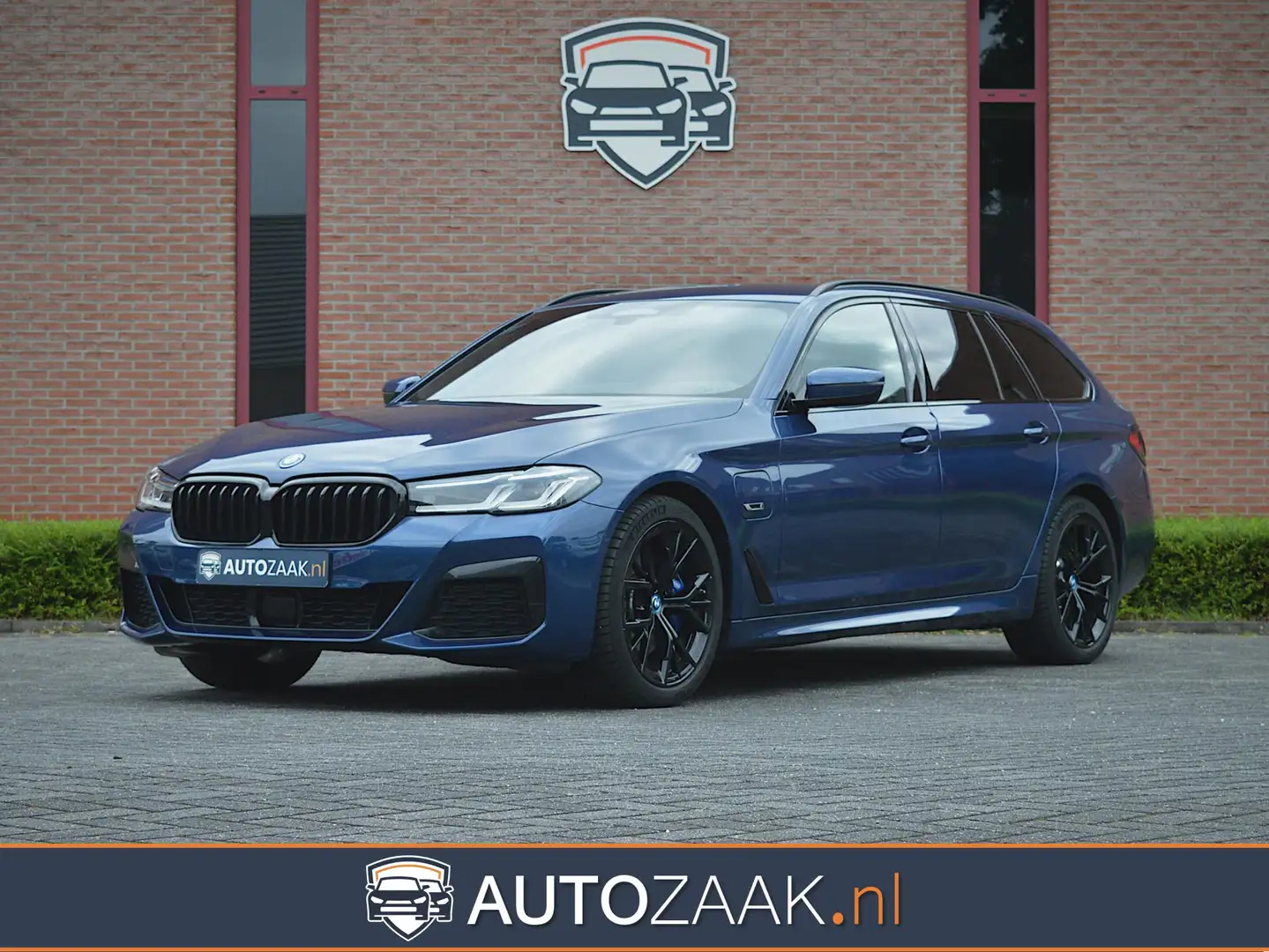 BMW 530 5-serie Touring 530e M Sport | Laser | ACC | HUD | Bleu - 1
