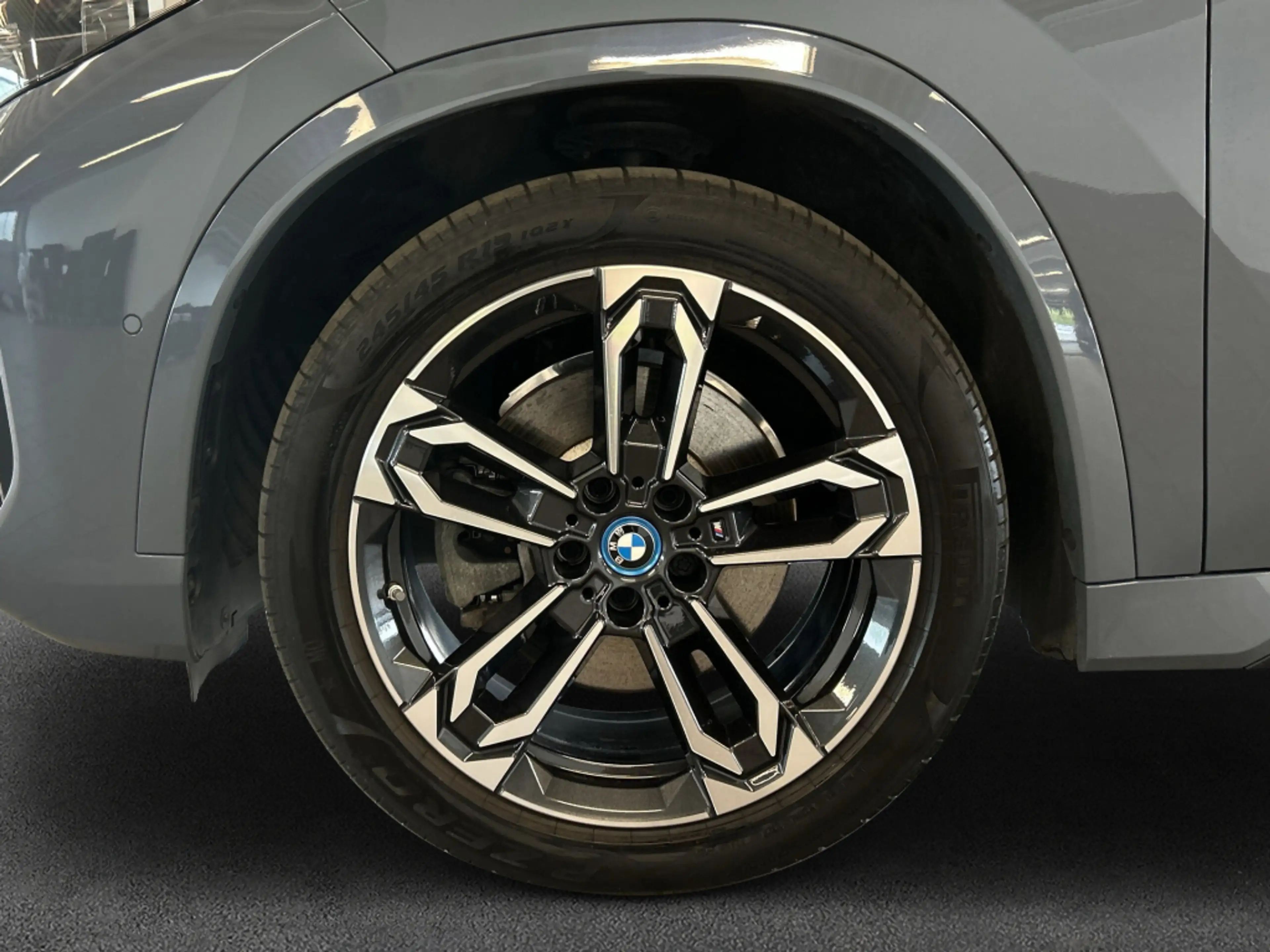 BMW iX1 xDrive30 M Sportpaket LED* Head-Up* HiFi* — photo 8