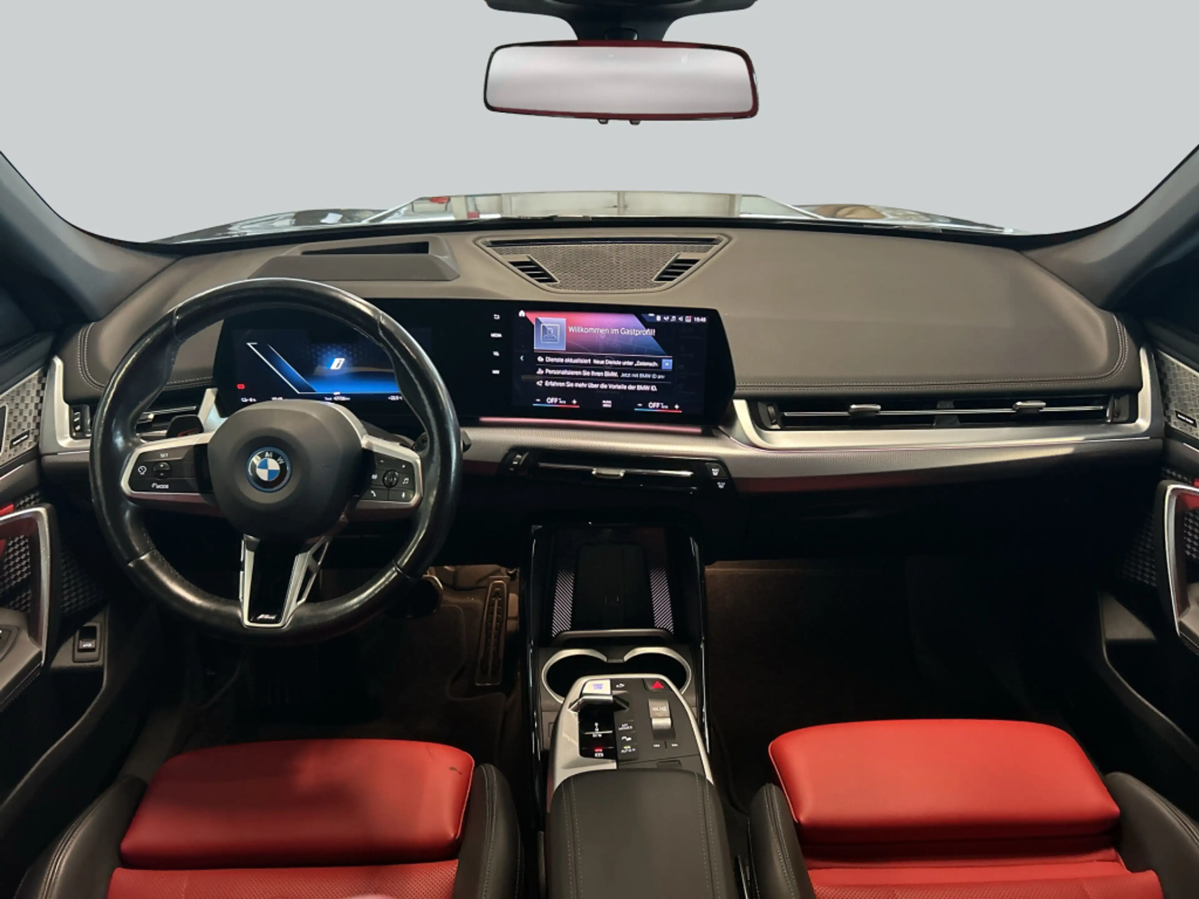 BMW iX1 xDrive30 M Sportpaket LED* Head-Up* HiFi* — photo 14