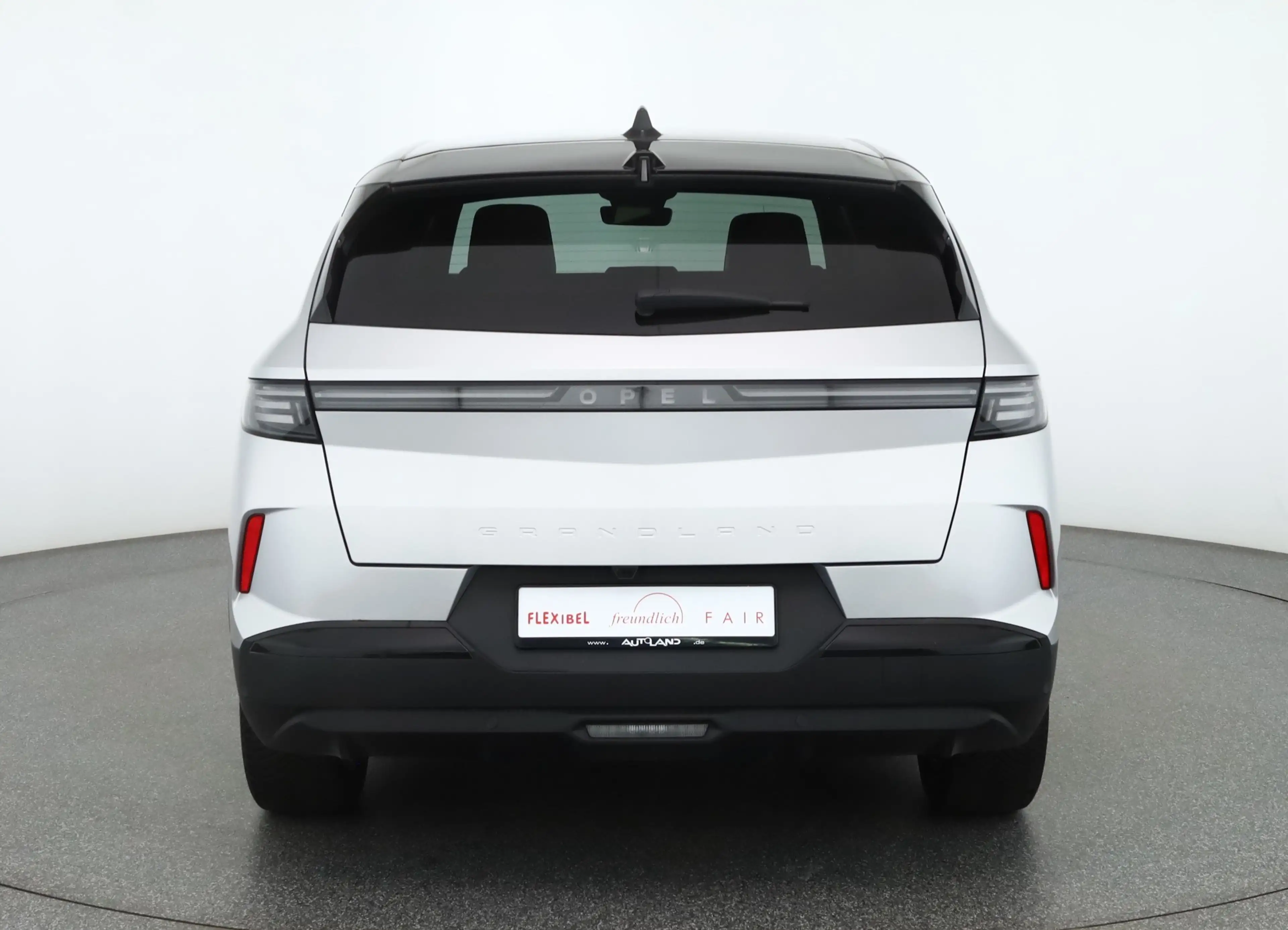 Opel Grandland GS 1.2DI Turbo Hybrid Aut. LED ACC Navi — photo 4