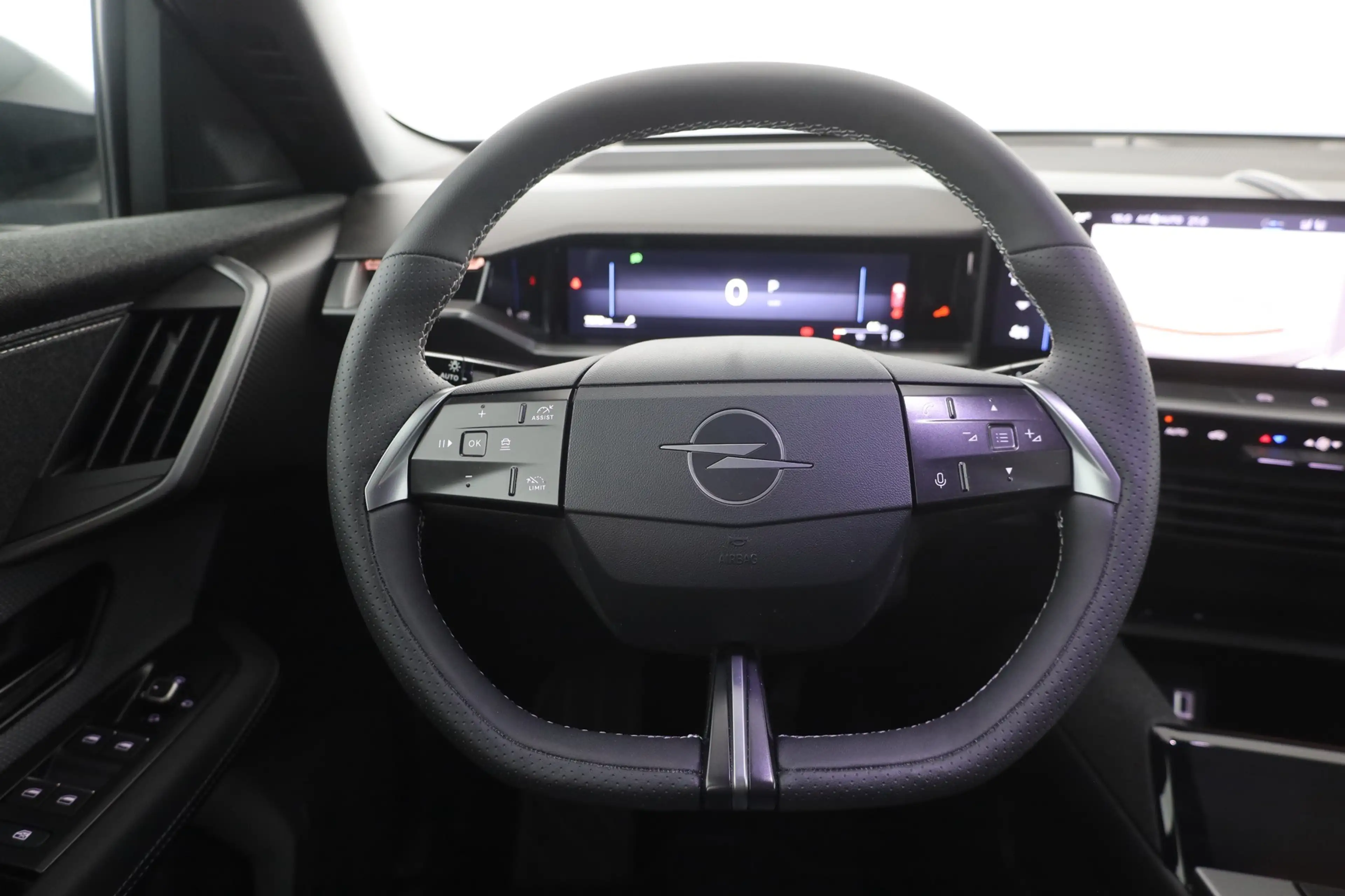 Opel Grandland GS 1.2DI Turbo Hybrid Aut. LED ACC Navi — photo 14
