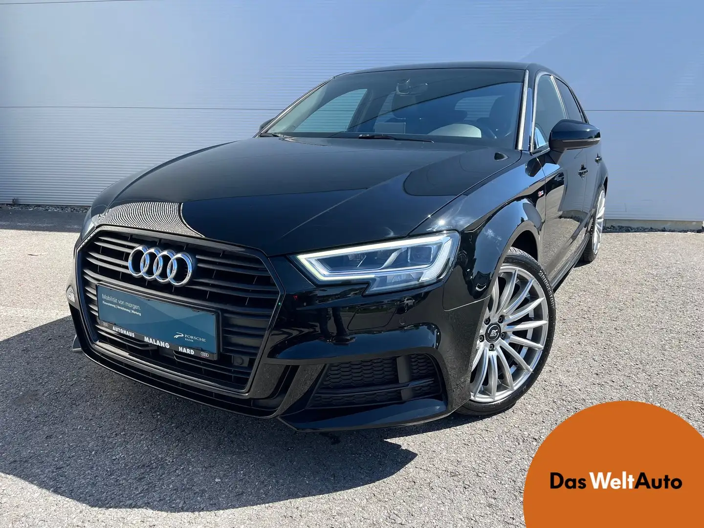 Audi A3 35 TFSI COD ultra intense Schwarz - 1