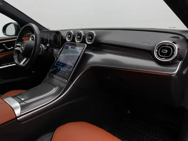 Mercedes-Benz C-Class view 23