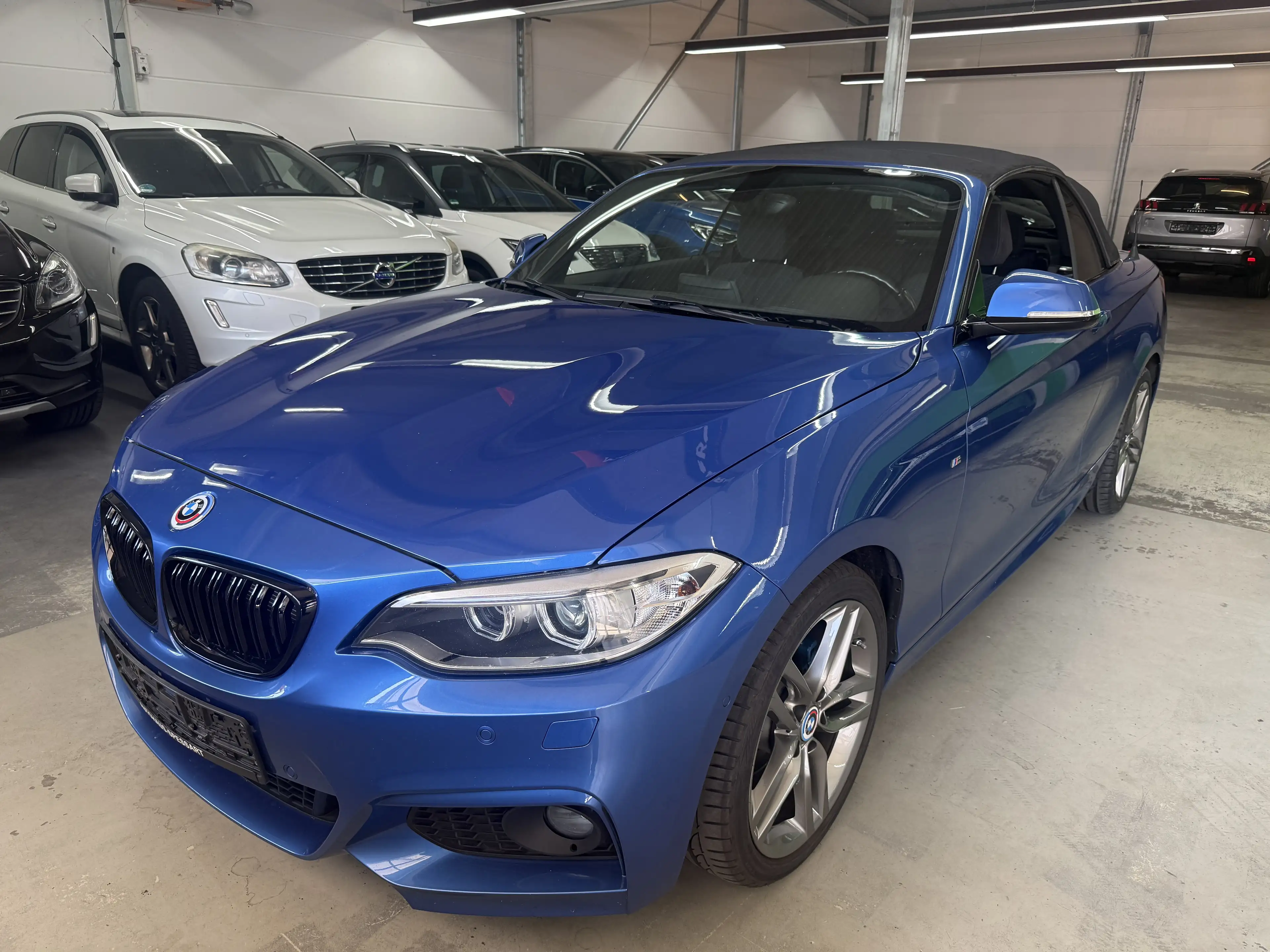 BMW 218 218 d M Sport — photo 10