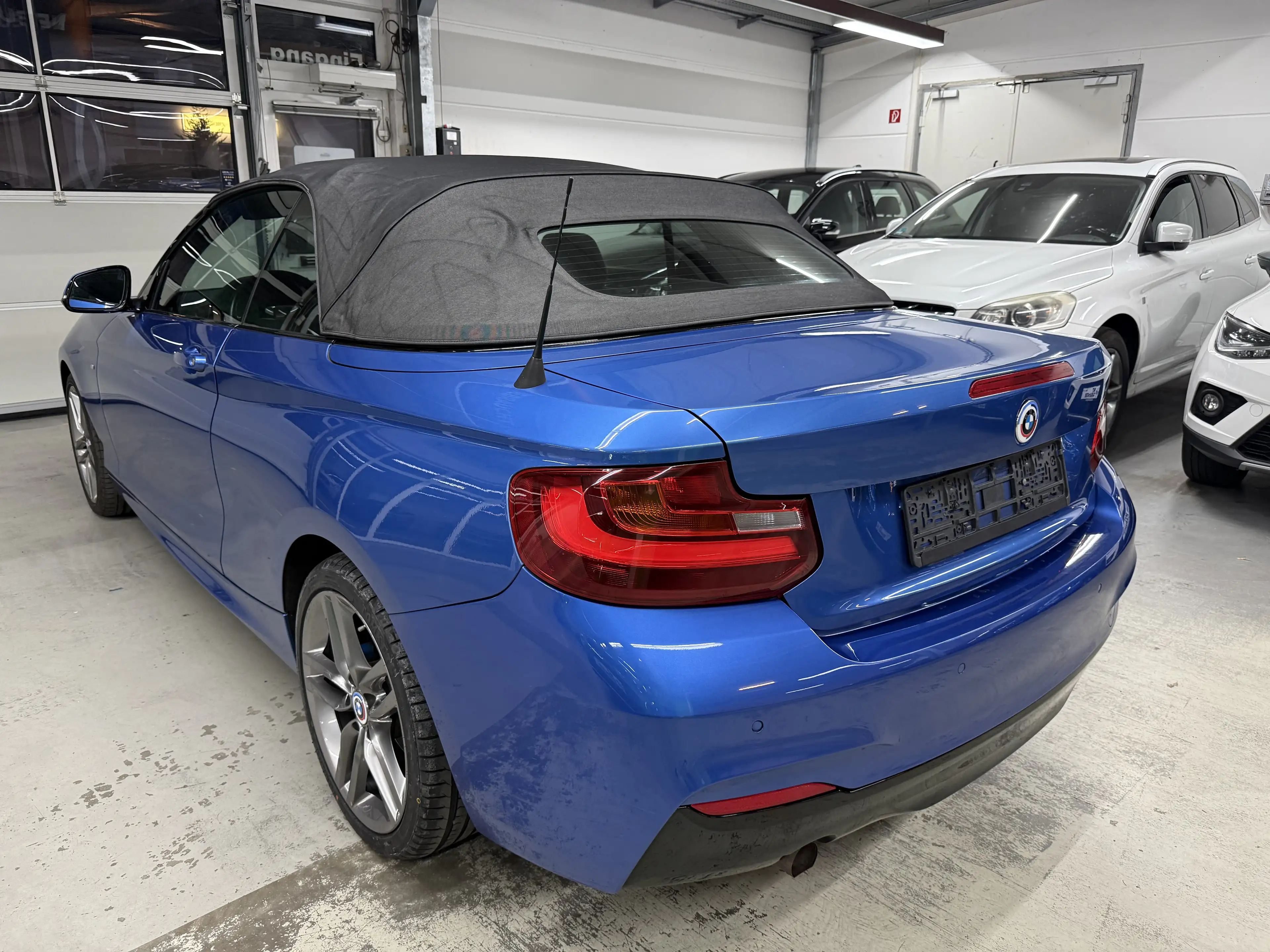 BMW 218 218 d M Sport — photo 4