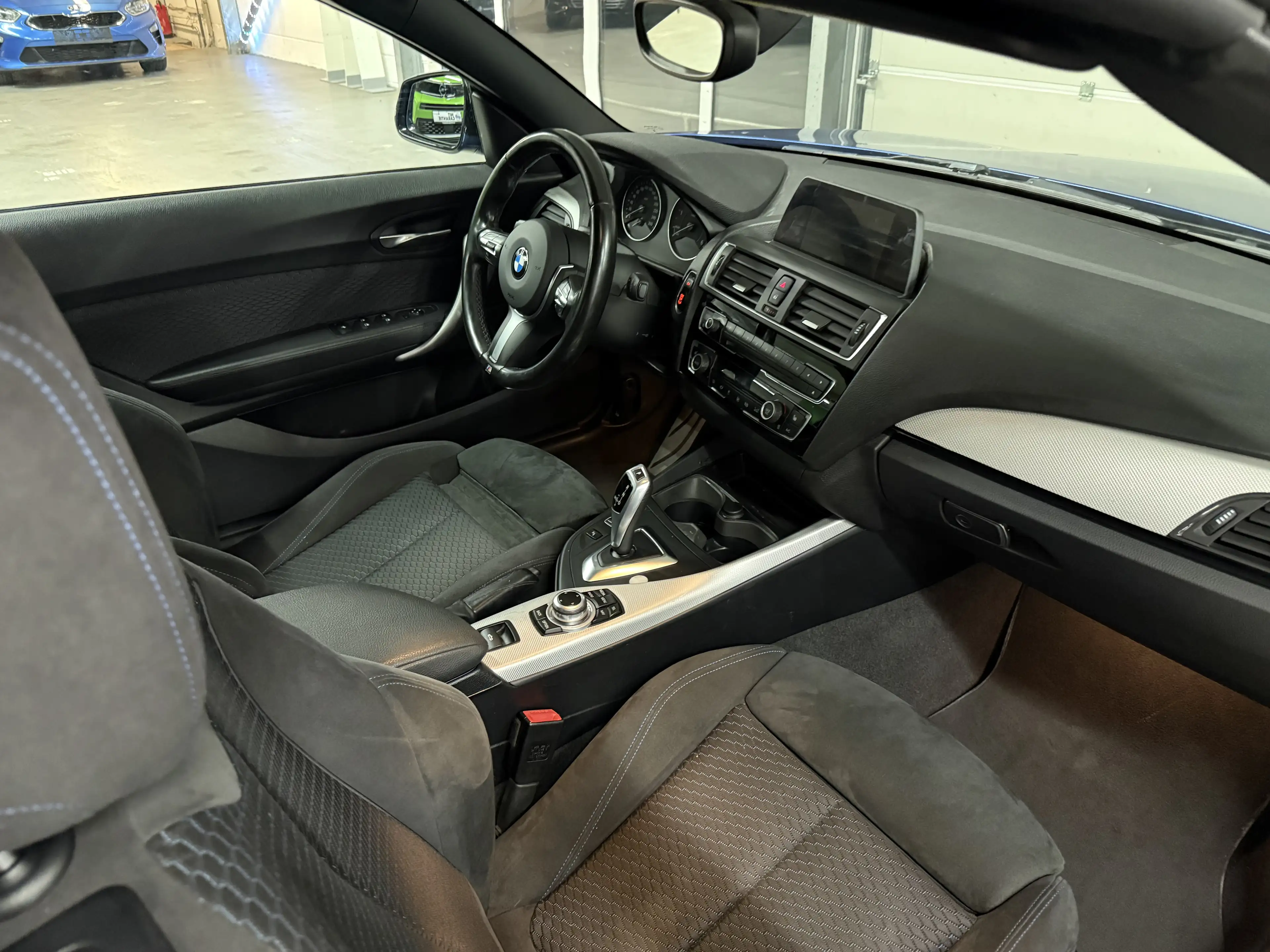 BMW 218 218 d M Sport — photo 14