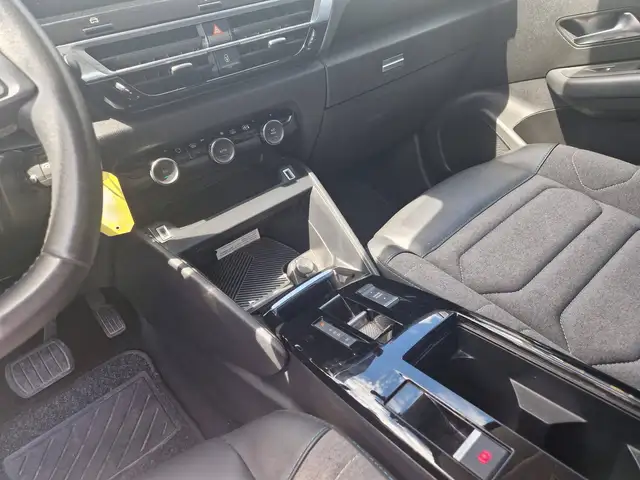 Citroen C4 view 17
