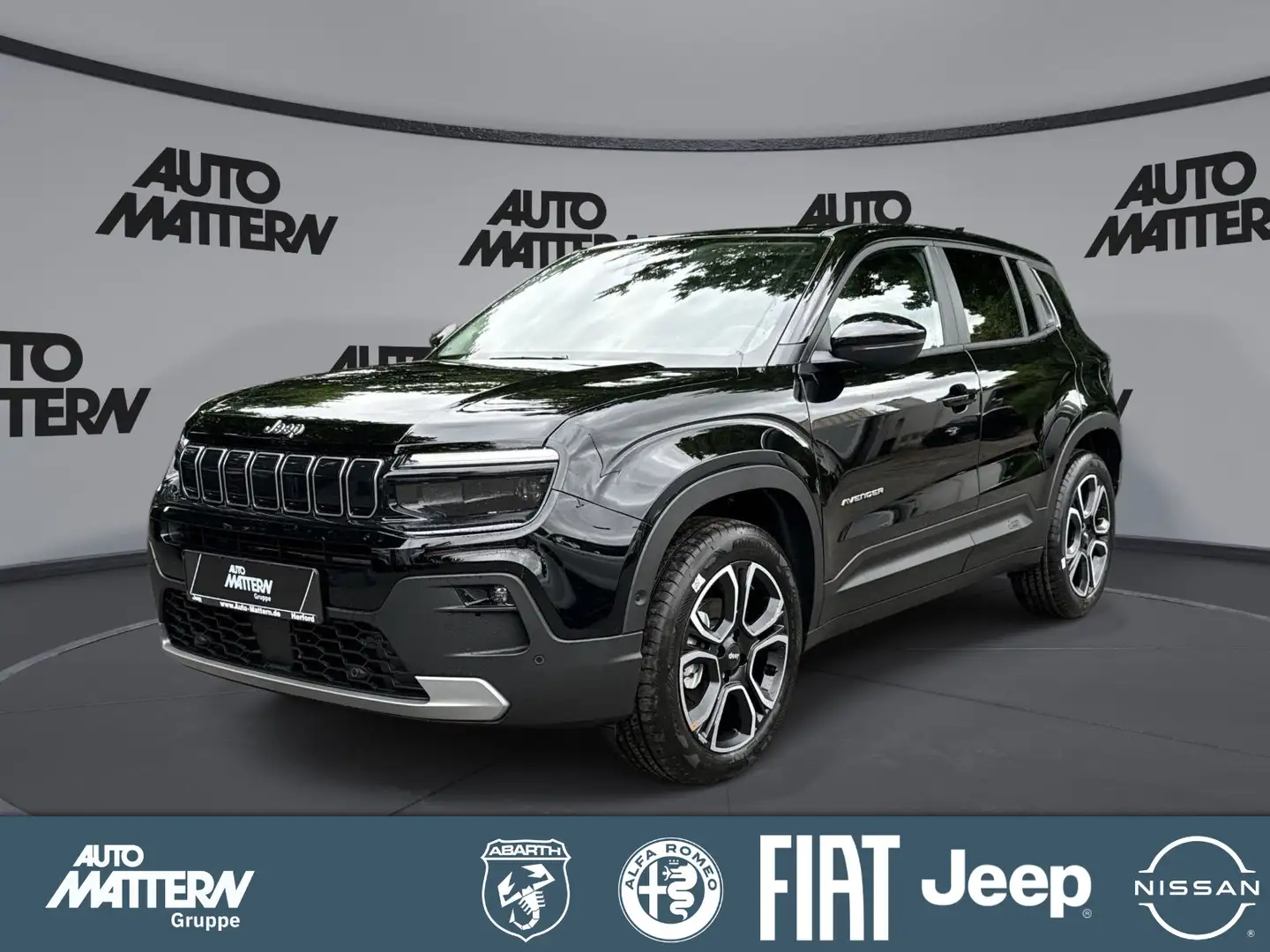 Jeep Avenger Summit MY25 1,2l T3 74kW MT Schwarz - 1