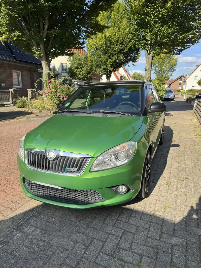 Skoda Fabia 1.4 TSI DSG RS - 2