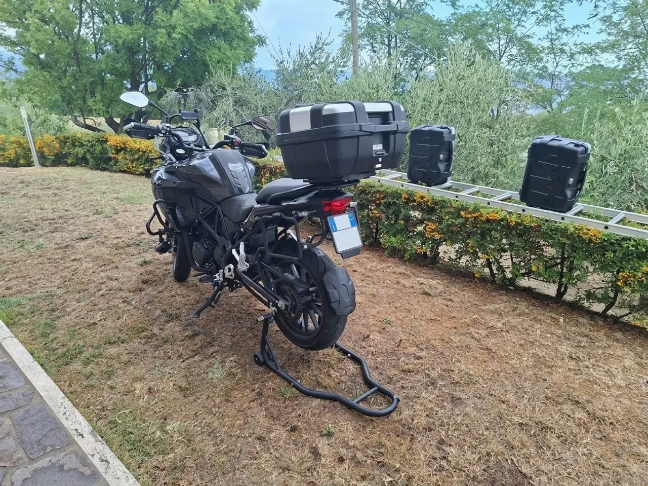 Benelli TRK 502
