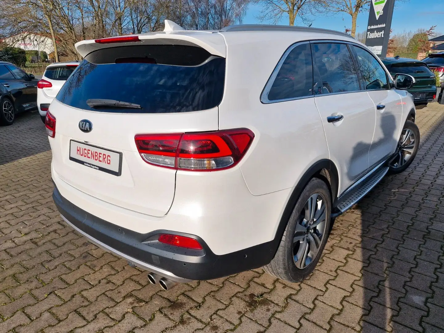 Kia Sorento Platinum Edition 4WD Aut. AHK Vollaussta Weiß - 2