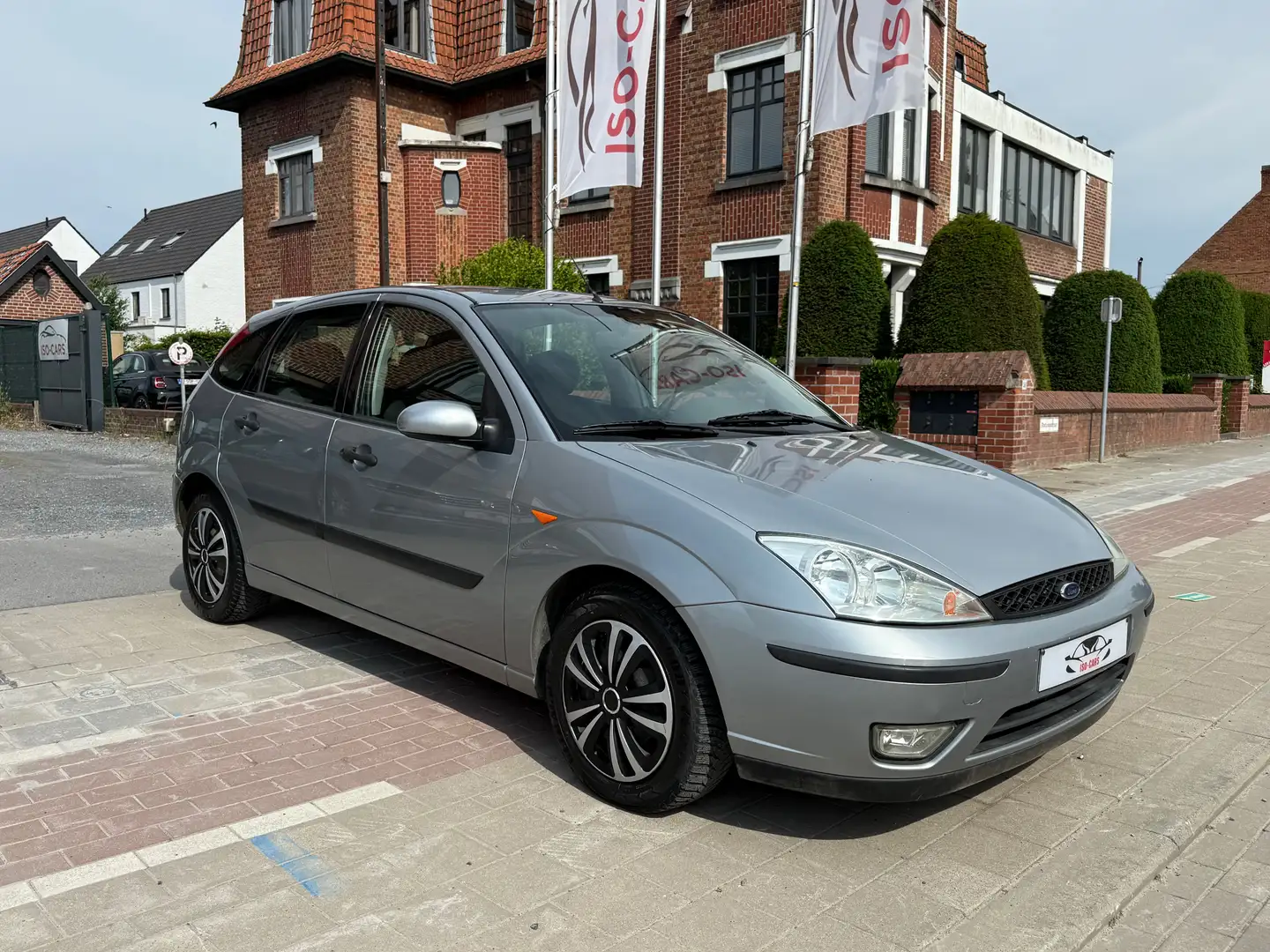 Ford Focus 1.8 Turbo DCi Ambiente // AIRCO // 1'STE EIGENAAR Gris - 2