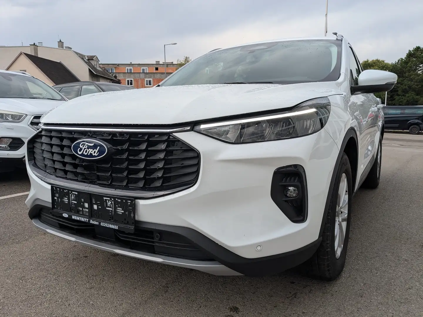 Ford Kuga Titanium Weiß - 1