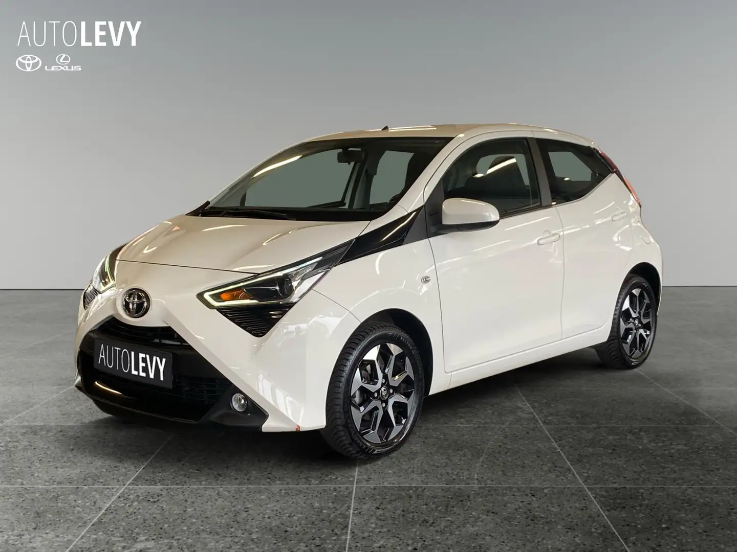 Toyota Aygo 1.0 x-play club *KLIMA* Weiß - 2