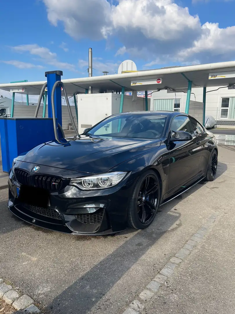 BMW M4 Coupe DKG M Performance Carbon - 1