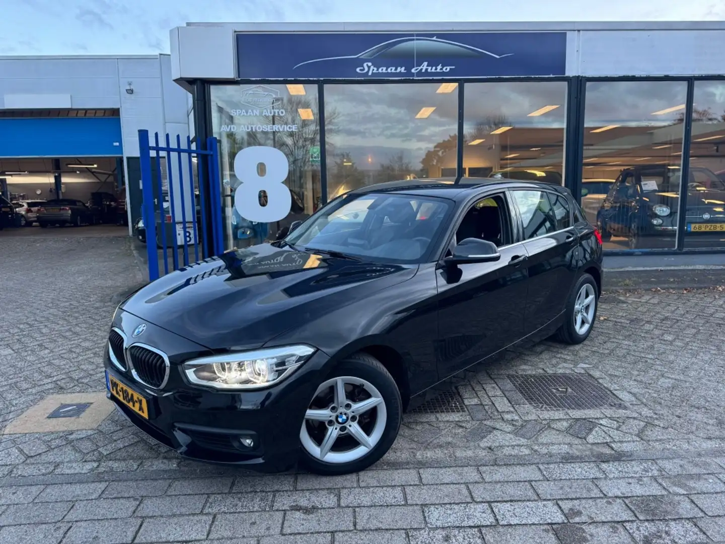BMW 118 1-serie 118i AUTOMAAT | VIRTUAL COCKPIT | CLIMATE Zwart - 1