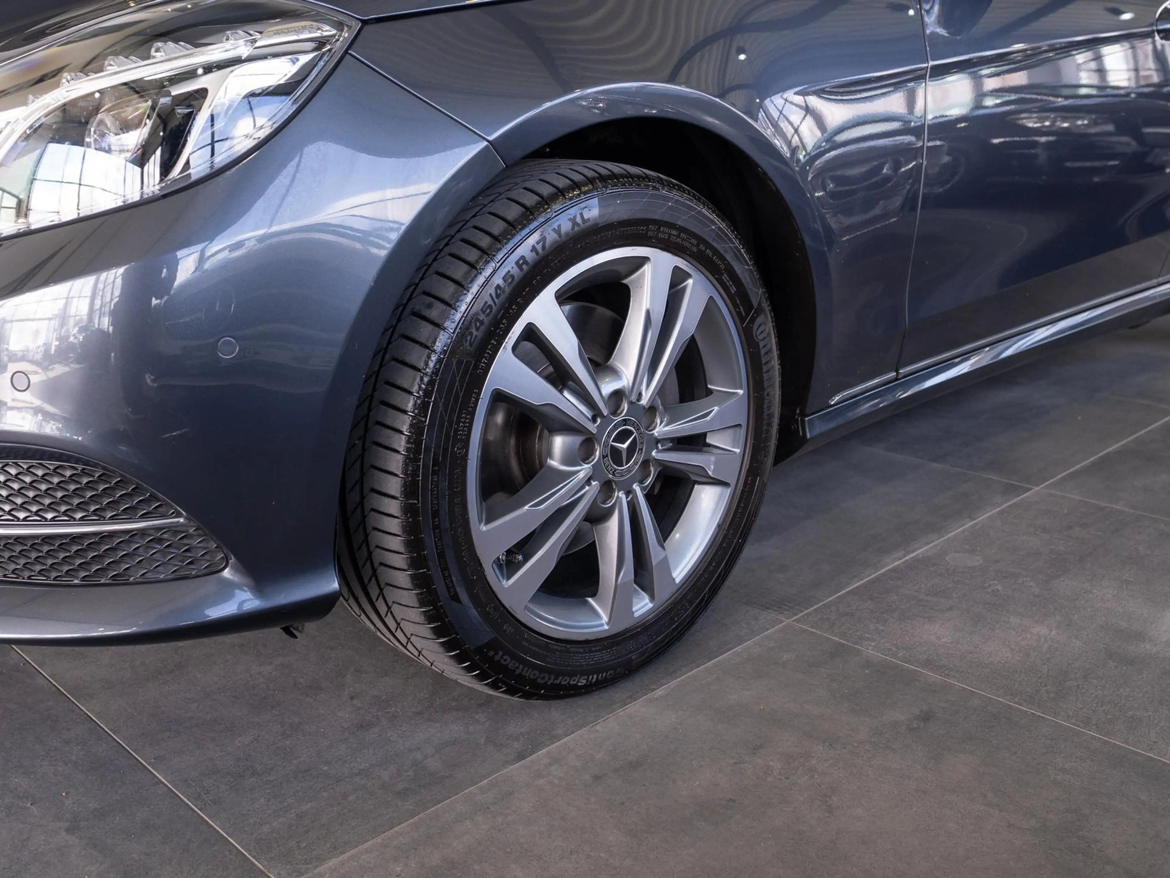 Mercedes-Benz E 250 T 7G-TRONIC *360°-KAM*DISTR.+*LEDER*2.HD* — photo 8