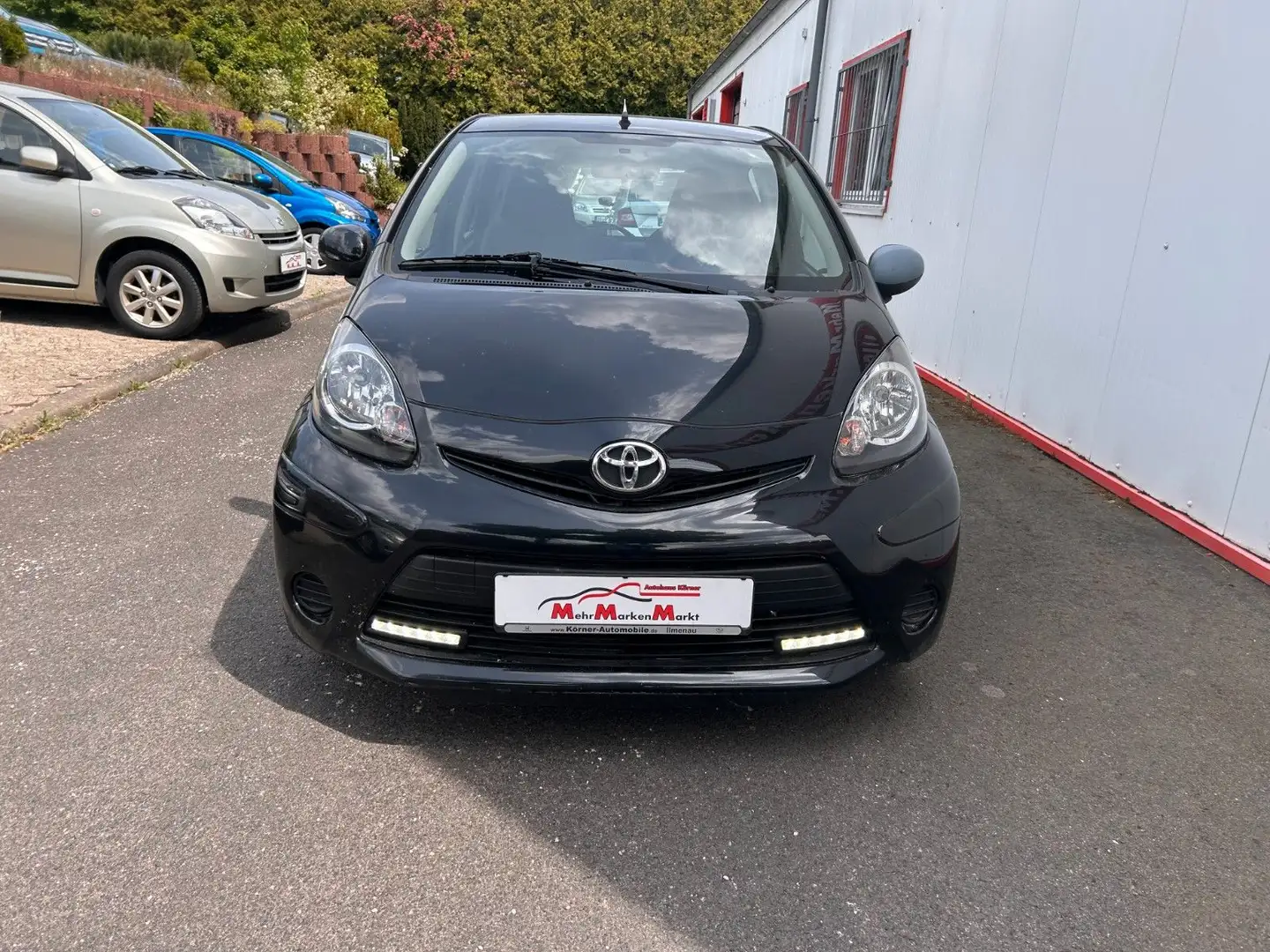 Toyota Aygo (X) 1,0-l-VVT-i Cool+WR Negru - 2