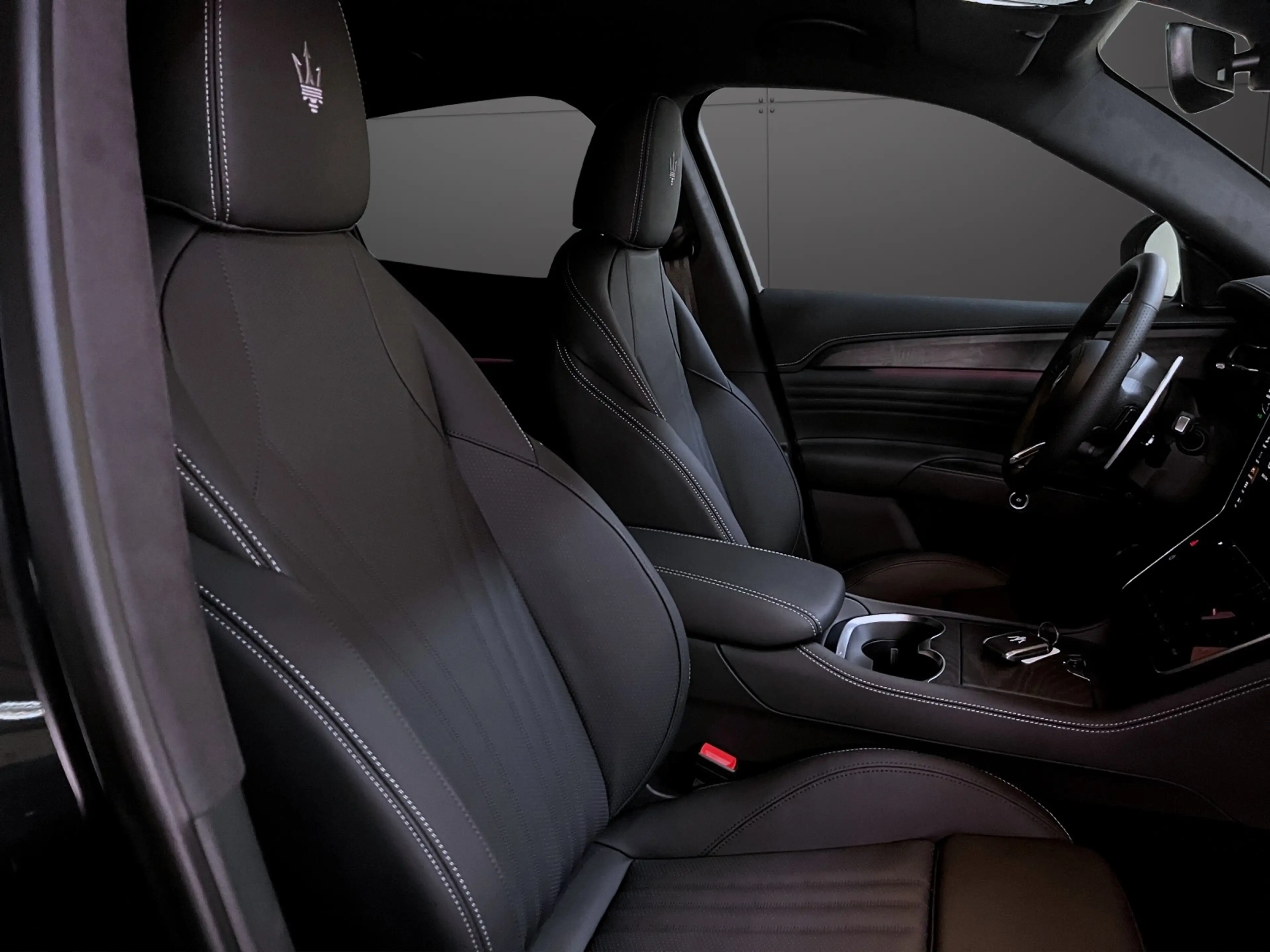 Maserati Grecale Modena — photo 14