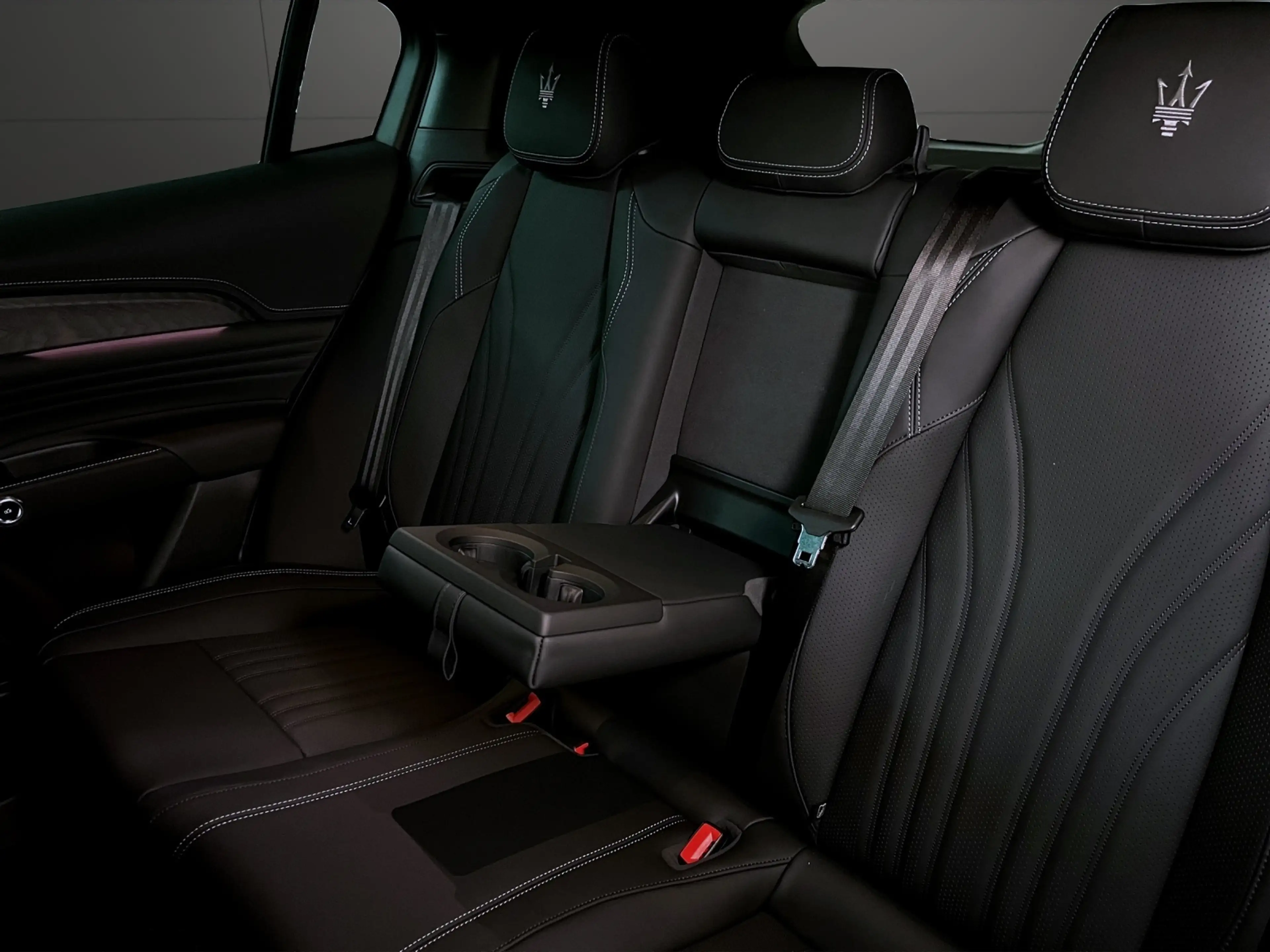 Maserati Grecale Modena — photo 8