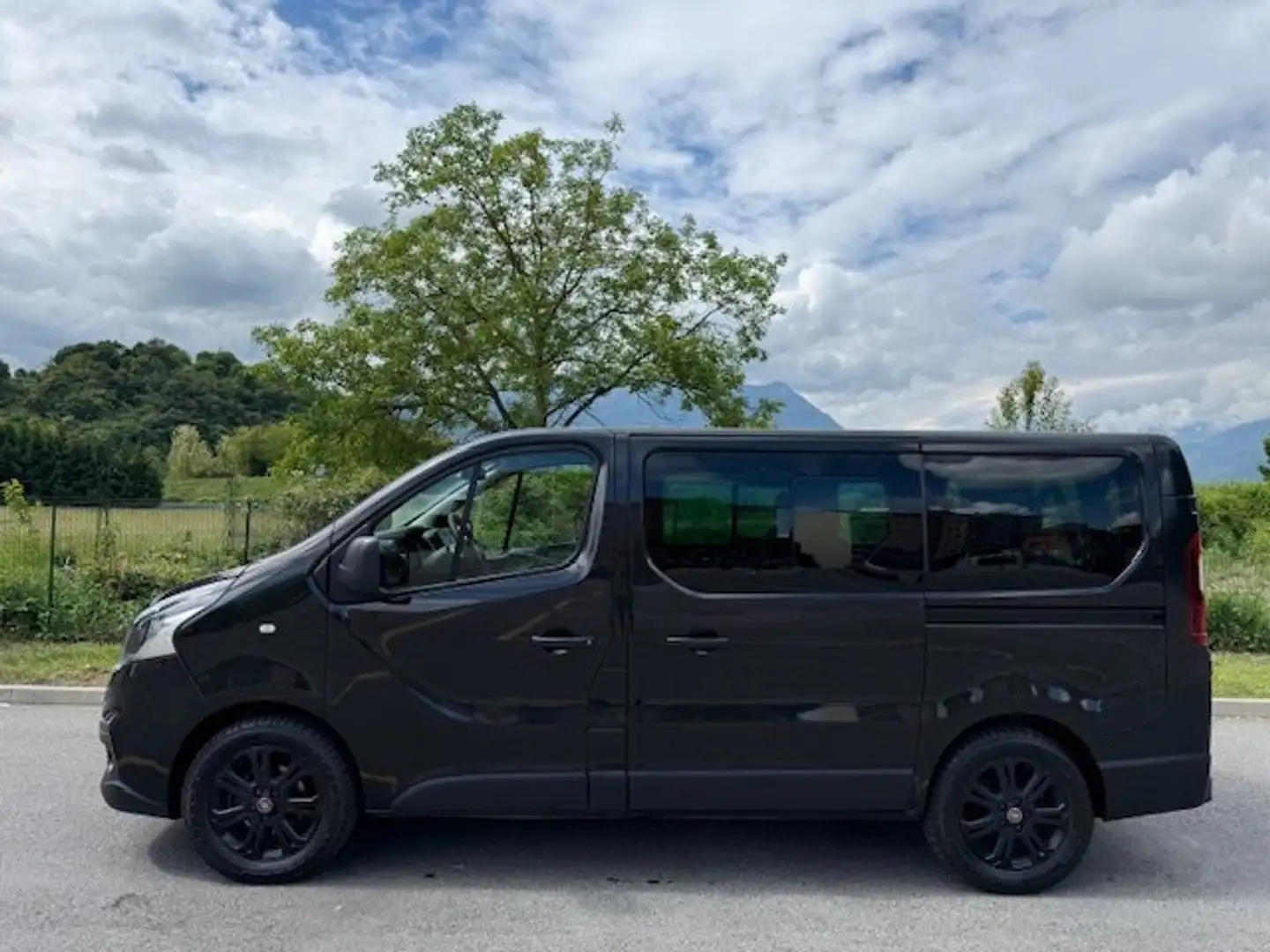 Fiat Talento 2.0 120CV PC-TN Combi 9 posti motore con 35000km Negro - 1