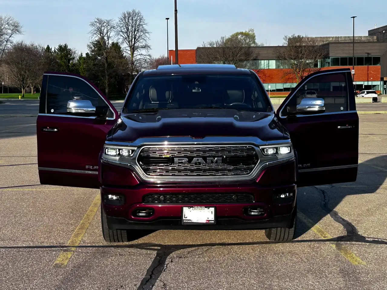 RAM 1500 снимка RAM 1500
