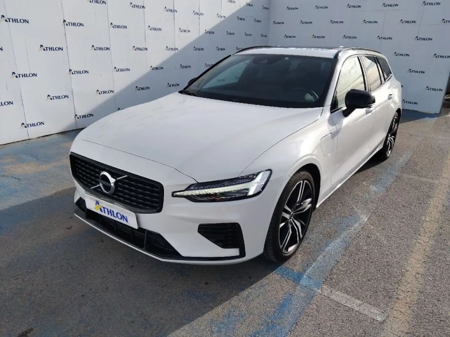 Volvo V60 T6 Recharge R-Design AWD Blanco - 1