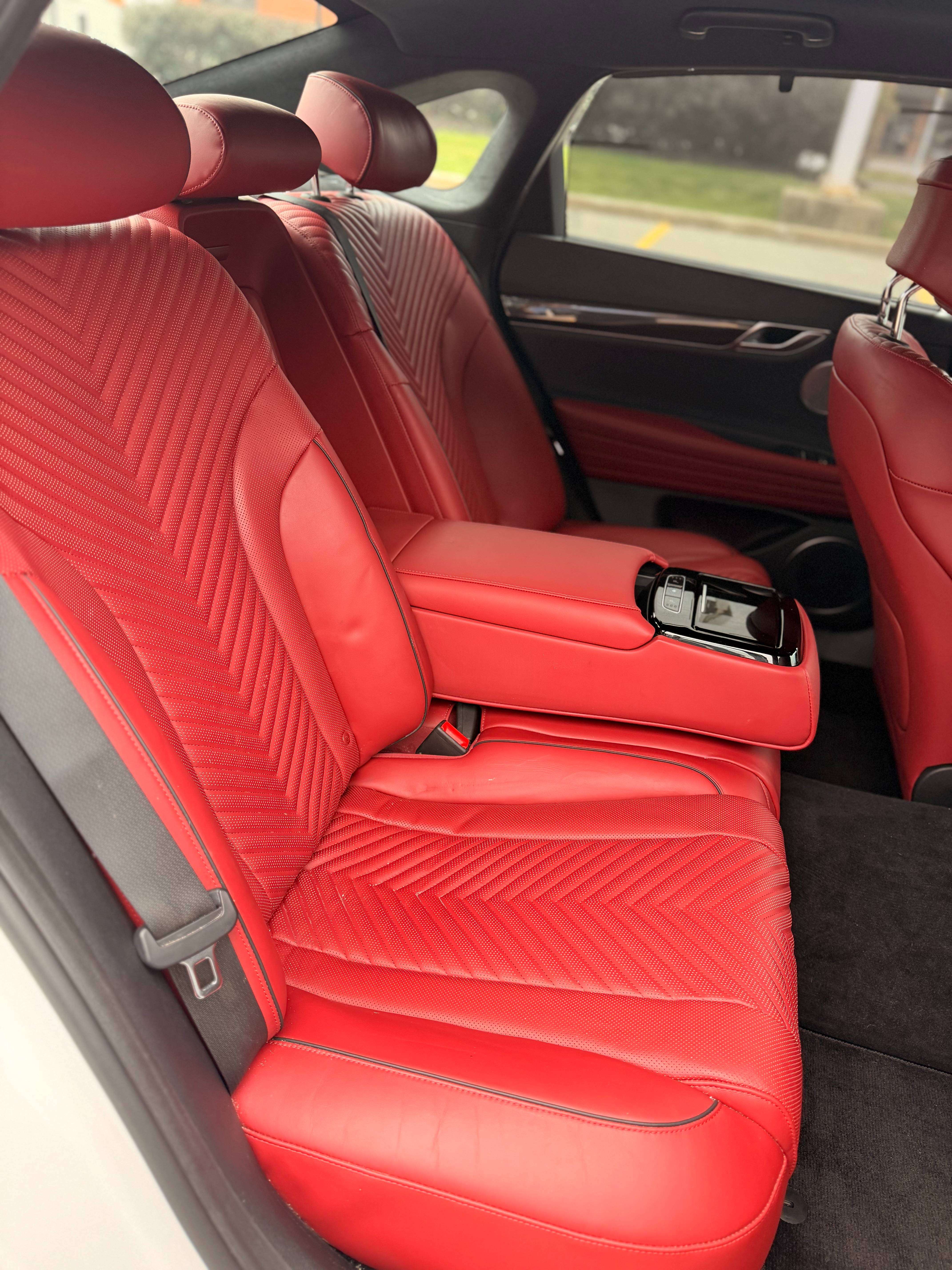 2022 Genesis G80