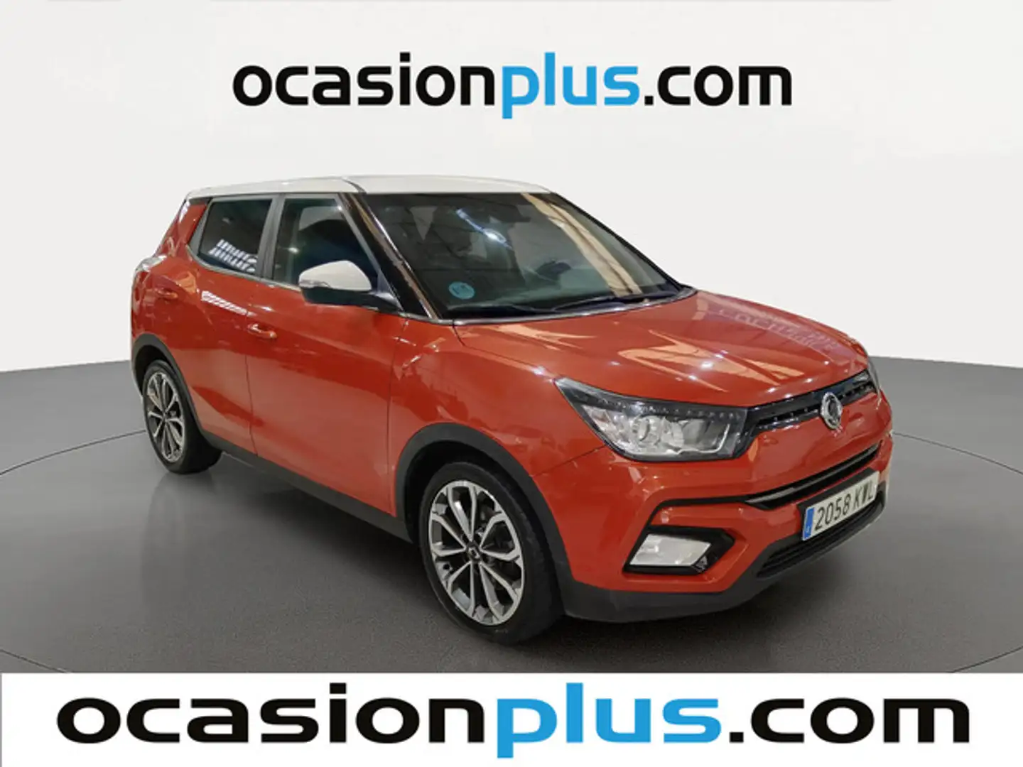 SsangYong Tivoli D16T Limited 4x2 Rojo - 2