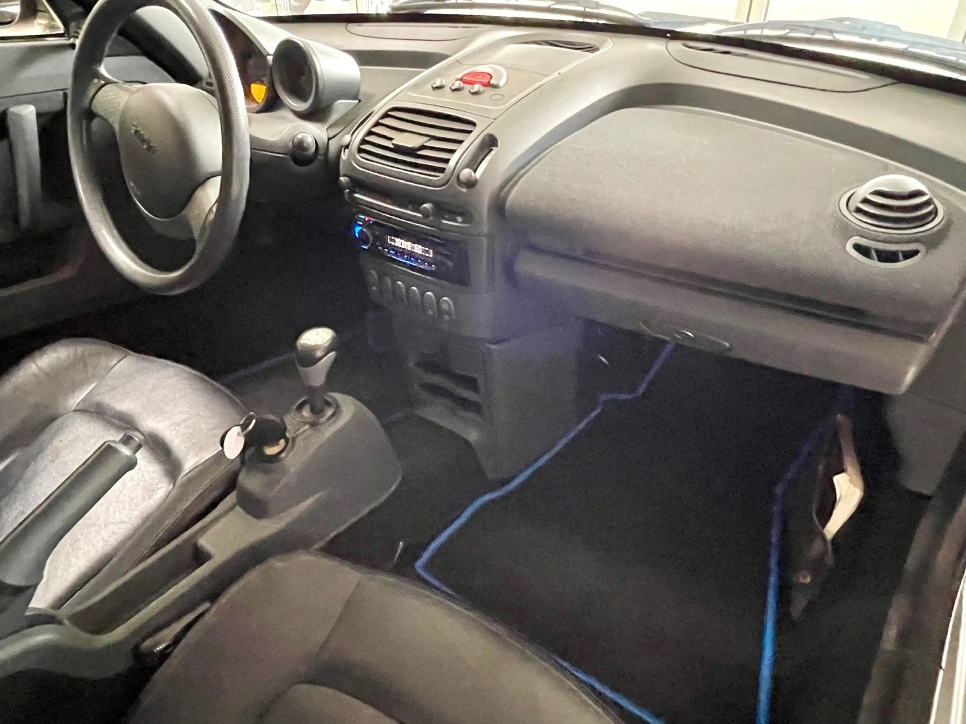 smart roadster roadster/coupe/Nur 60.000km/Leder/Klima — photo 13