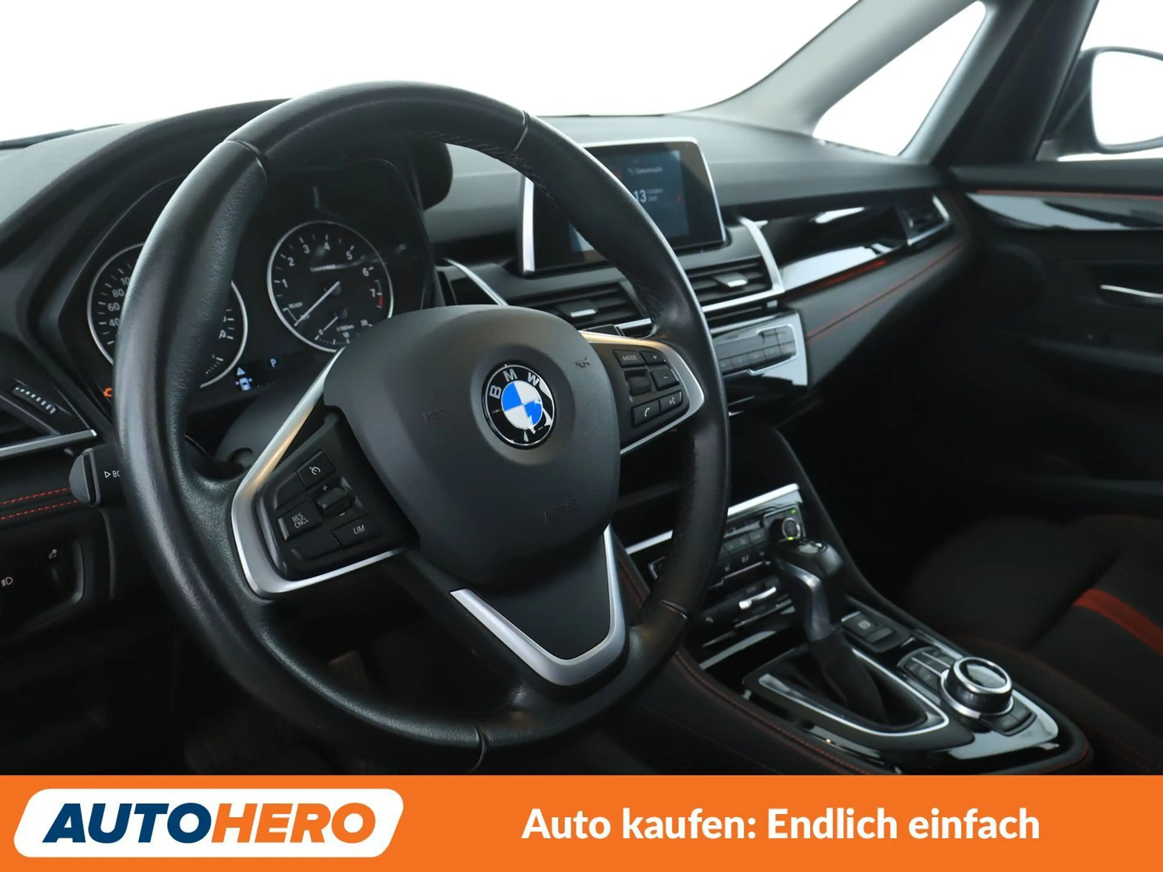 BMW 220 220i Active Tourer Sport Line Aut.*NAVI*LED*TEMPO* — photo 11