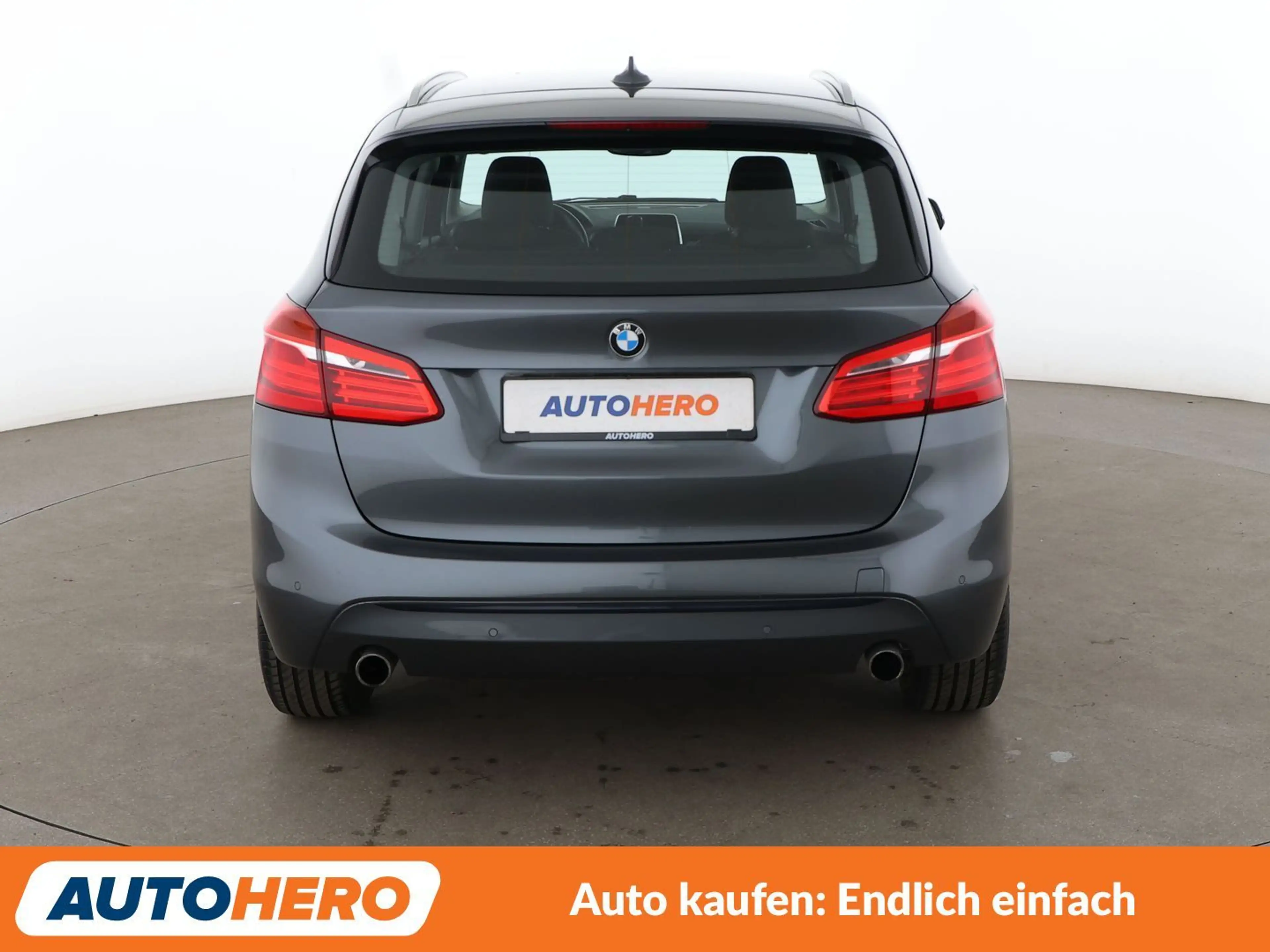 BMW 220 220i Active Tourer Sport Line Aut.*NAVI*LED*TEMPO* — photo 5