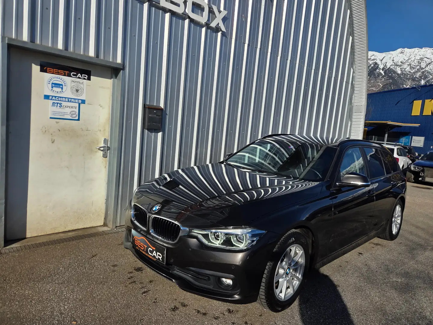 BMW 318 318d Touring Braun - 1