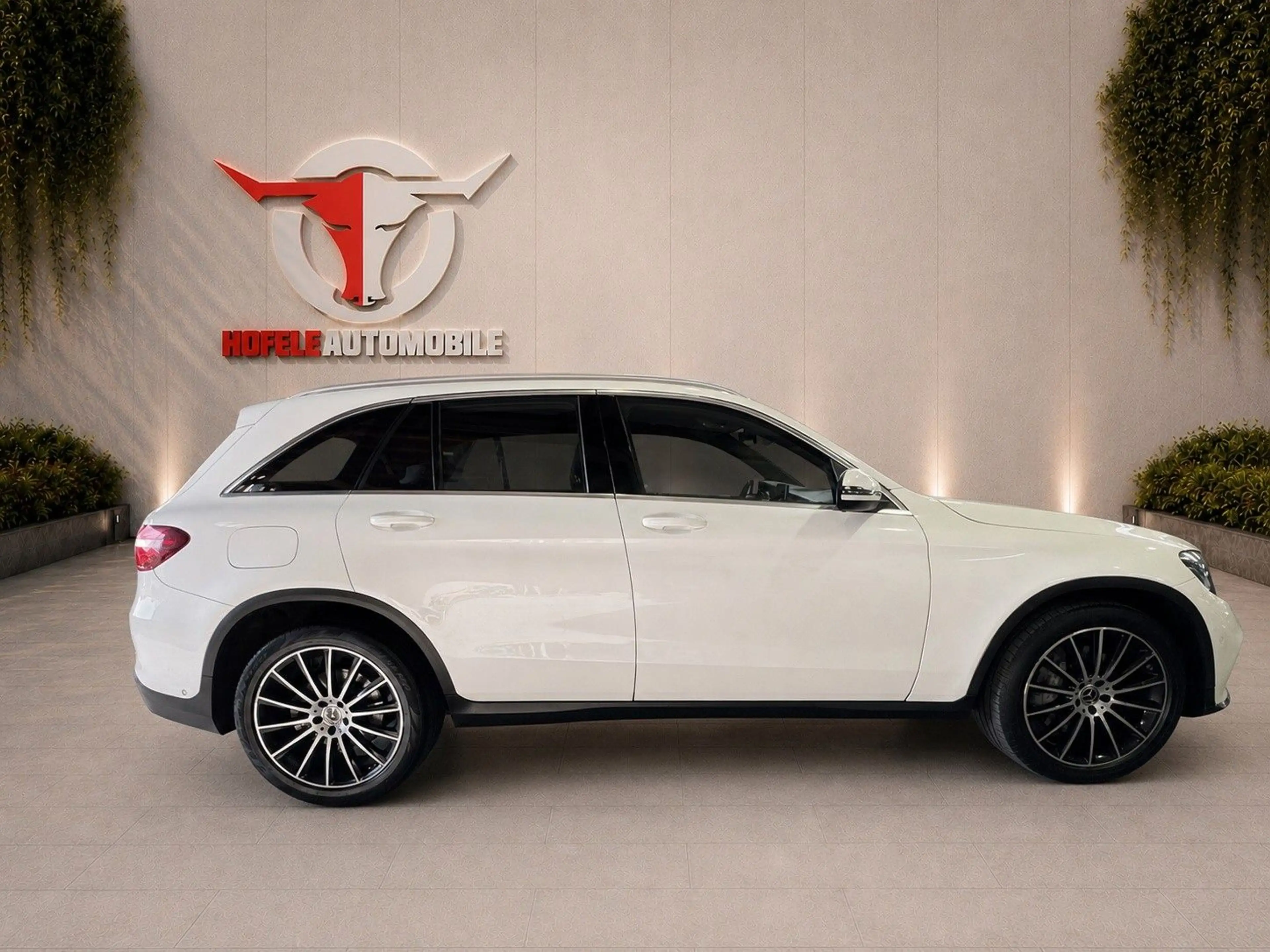 Mercedes-Benz GLC 250 d 4Matic*AMG/LED/AHK/TEMPO* — photo 6