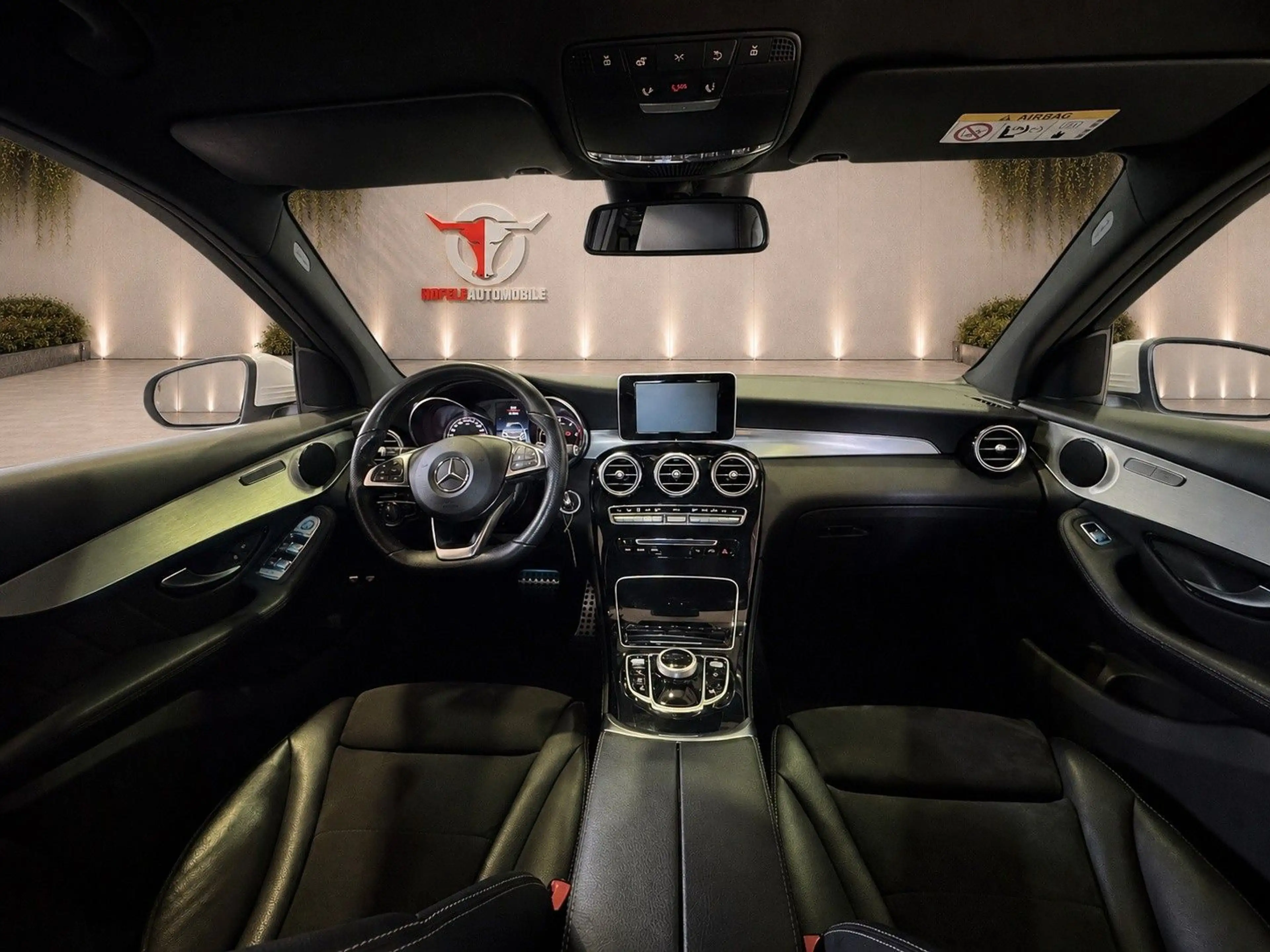 Mercedes-Benz GLC 250 d 4Matic*AMG/LED/AHK/TEMPO* — photo 14