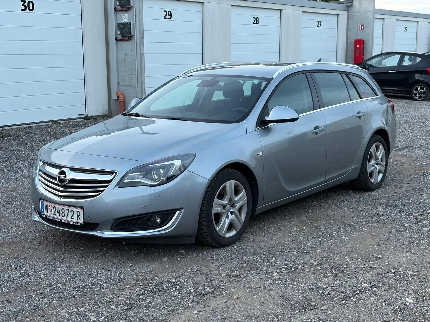 Opel Insignia Opel Insignia 2.0 Kombi / Family Van - 1
