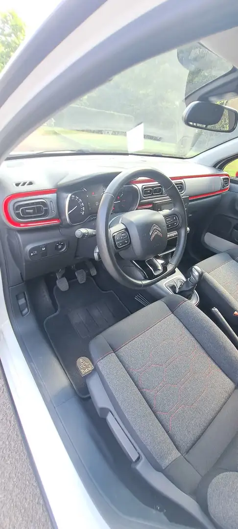 Citroen C3 1.2i PureTech Feel - 2