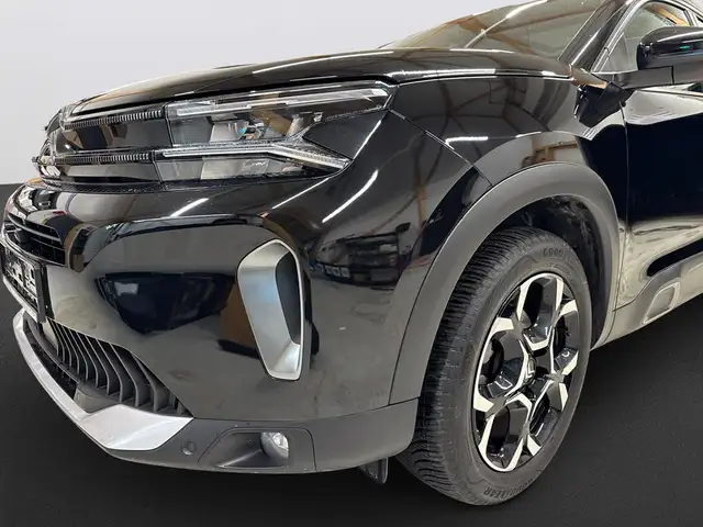 Citroen C5 Aircross view 11