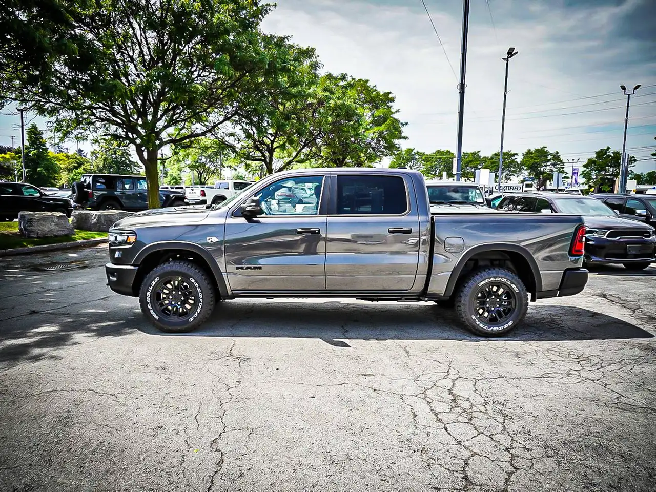 RAM 1500 снимка RAM 1500