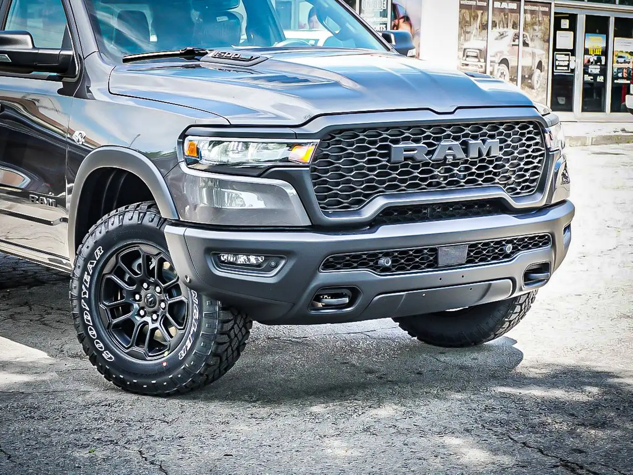 RAM 1500 снимка RAM 1500