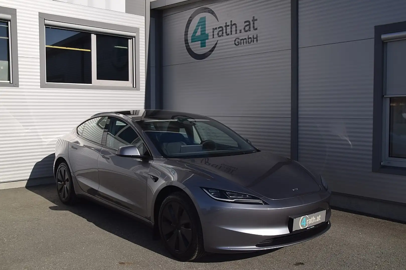 Tesla Model 3 Standard Range / NETTO: 33.317 € Argent - 1