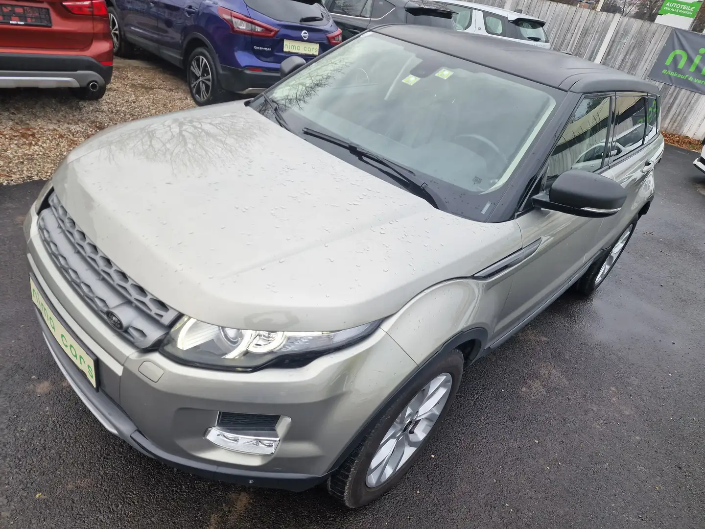 Land Rover Range Rover Evoque Pure 2,2 TD4 / Automatik / ÖAMTC Pickerl Grijs - 2