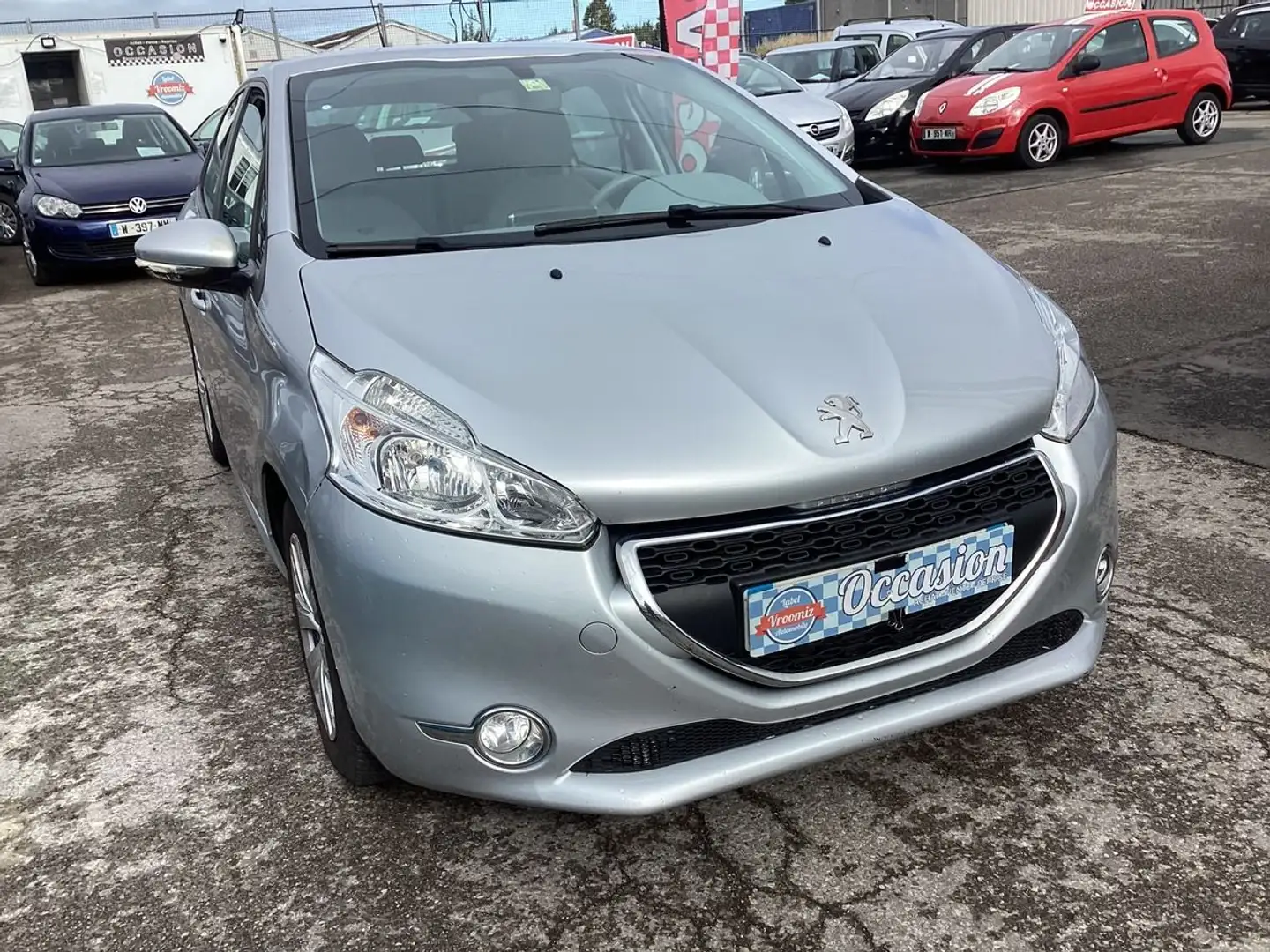 Peugeot 208 1.4 HDI Active Argent - 2