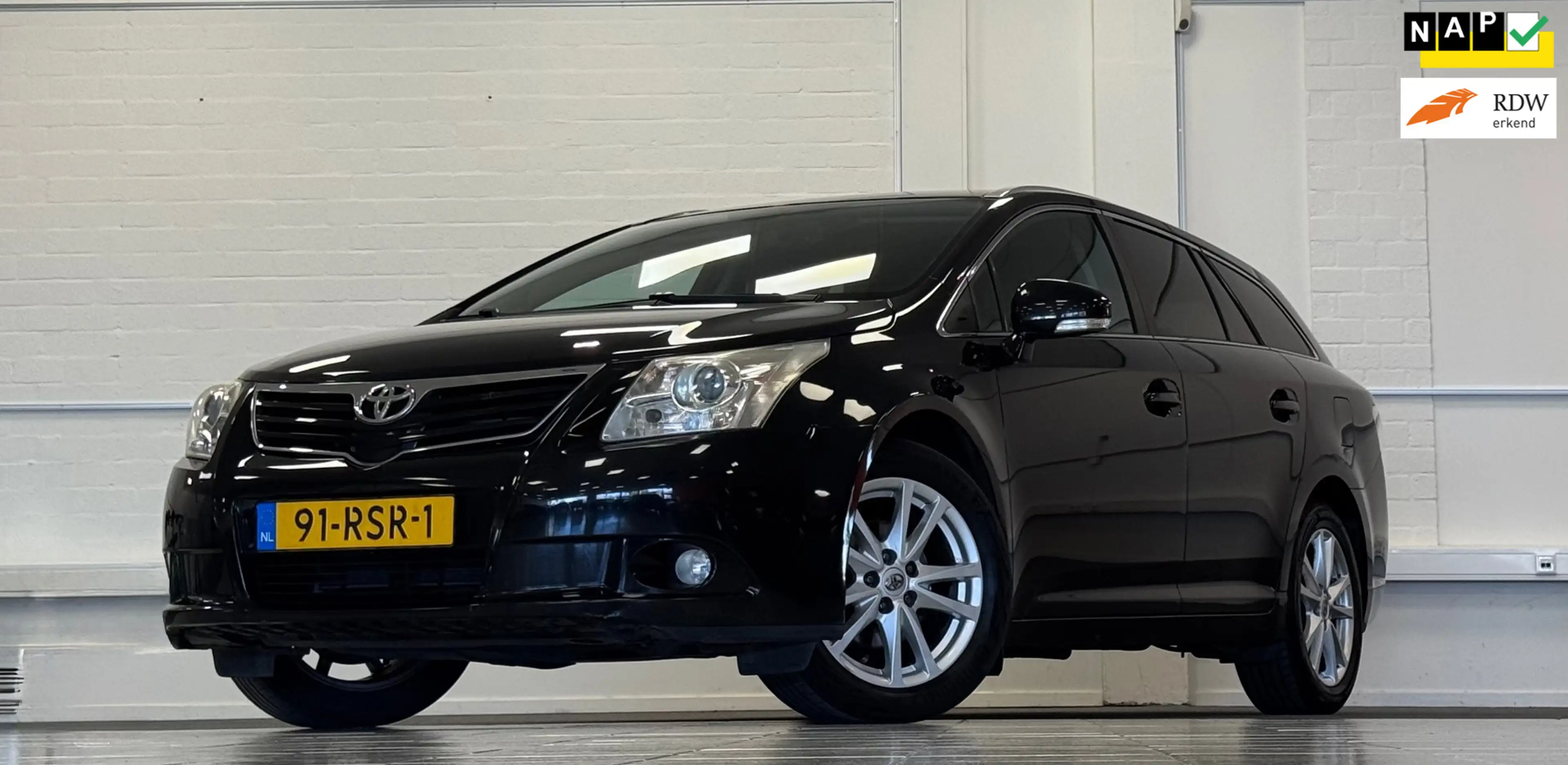 Toyota Avensis Wagon 2.0 VVTi Business Automaat 2e Eigenaar Leer