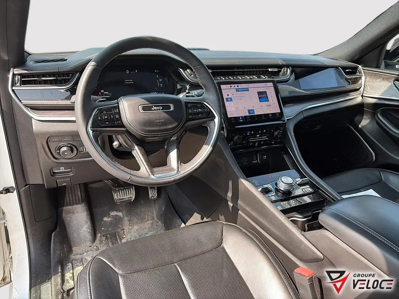 Jeep Grand Cherokee снимка Jeep Grand Cherokee