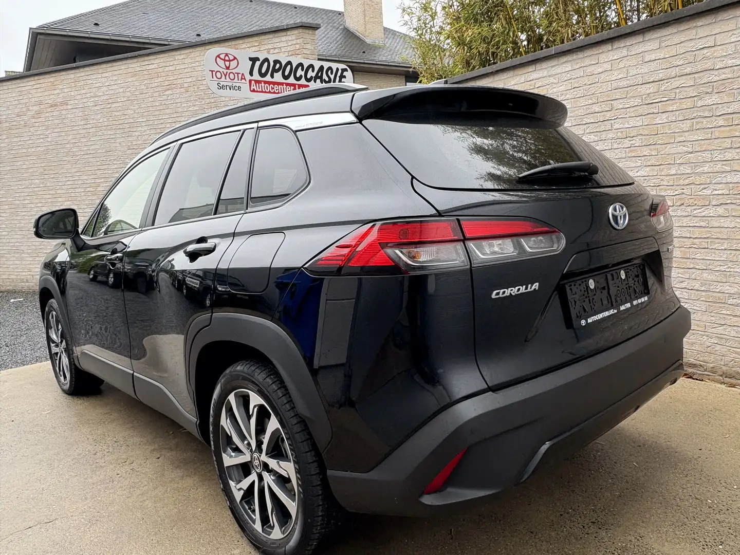 Toyota Corolla Cross 2.0 HYBRID STYLE AT/ PANO DAK/ €26000+/ 22950KM Noir - 2