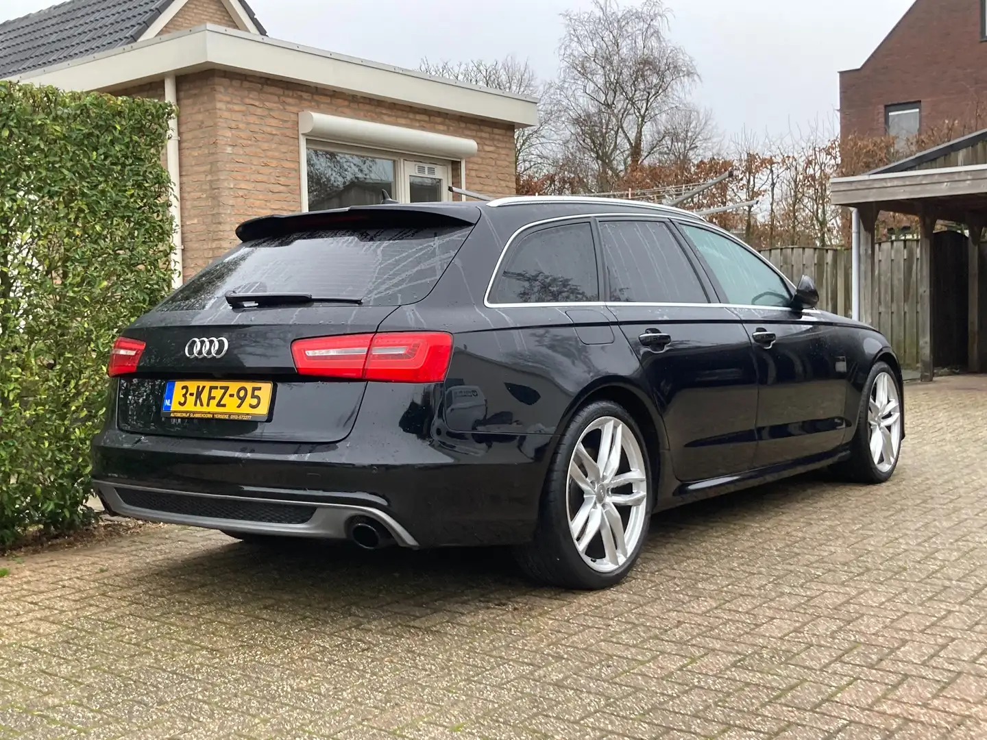 Audi A6 3.0 TFSI Quattro S Edition Zwart - 2
