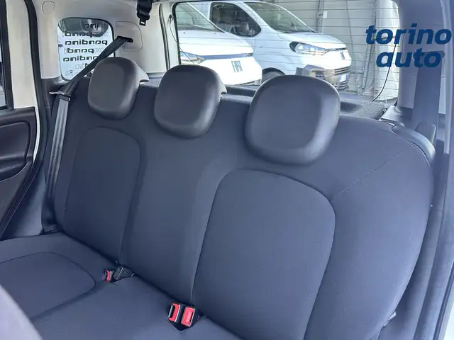 Fiat Panda view 9
